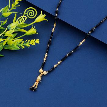 Gold Plated Jewellery Delicated Pandent Black Beads Mangalsutra For Women 1