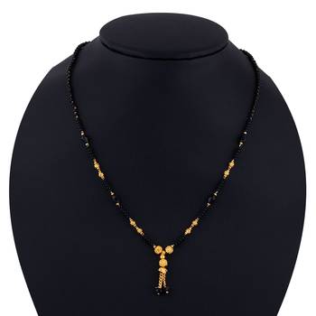 Gold Plated Jewellery Delicated Pandent Black Beads Mangalsutra For Women 5