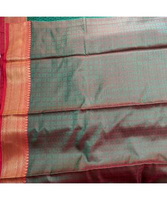 Kora Tanchui Zari Border Parrot Green With Contrast Blose 3