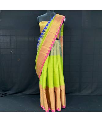 3D Tissue Banarasi Saree With Contrast Heavy Golden Blouse 1
