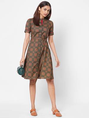 Printed cotton dress with stripes belt 6