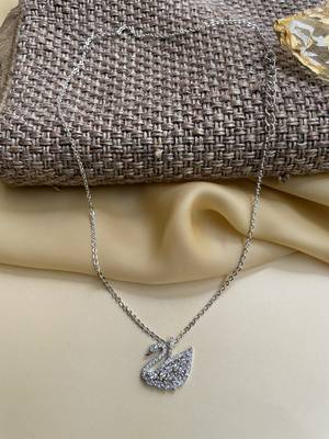 White Swan Duck Lake Silver Pendant Chain 3