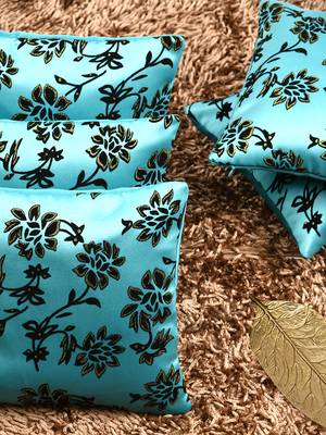 FlocknFoile Cushion Cover 1