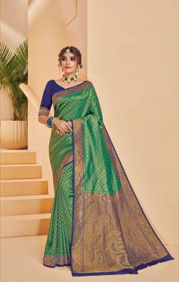 Dark Green Art Kanjiveram Silk Saree 1