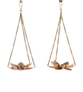Set of 2 Triple Chain Flower Tealight Holder 2