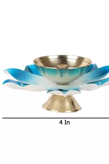 Set of 4 Brass Colored Dia