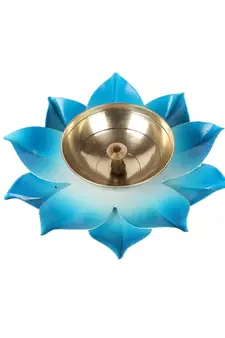 Set of 4 Brass Colored Dia