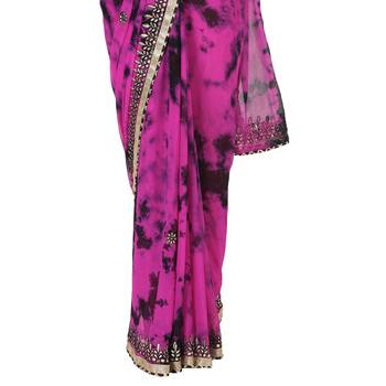 Tye N Dye Saree Emellished Gota Pati Work With Golden Border Lace 4