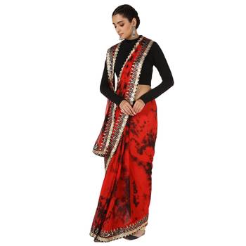 Tye N Dye Saree Emellished Gota Pati Work With Golden Border Lace 1