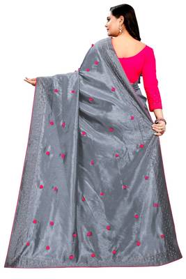 Grey Embroidered Silk Blend Saree With Blouse 2