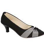 Do Bhai Black Solid Pumps For Women