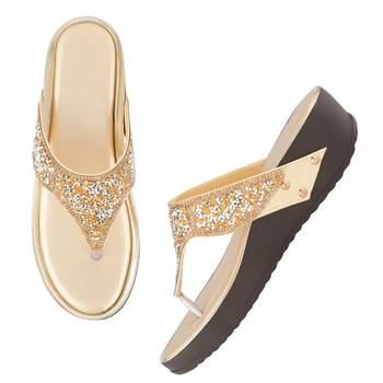 Do Bhai Golden Embellished Wedges For Women 3