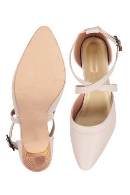 Do Bhai Cream Solid Pumps For Women 4