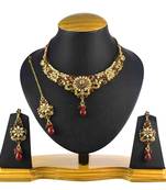 Maroon Pearl necklace-sets