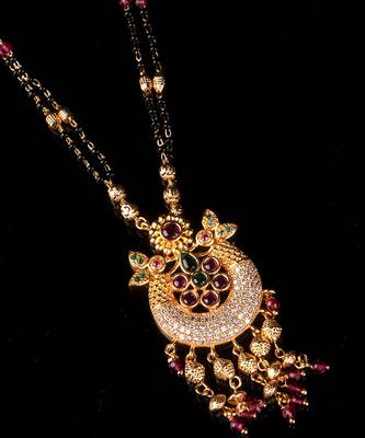 Red mangalsutra 1