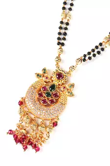 Red mangalsutra