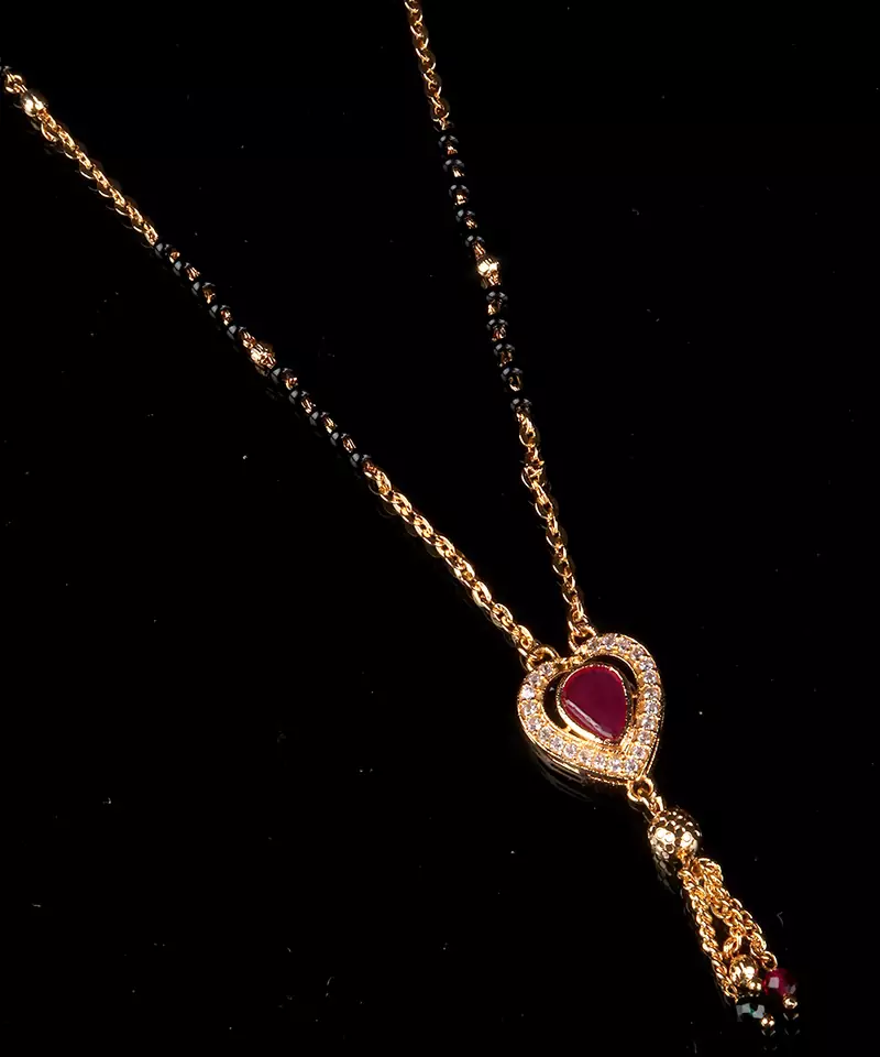 Red mangalsutra