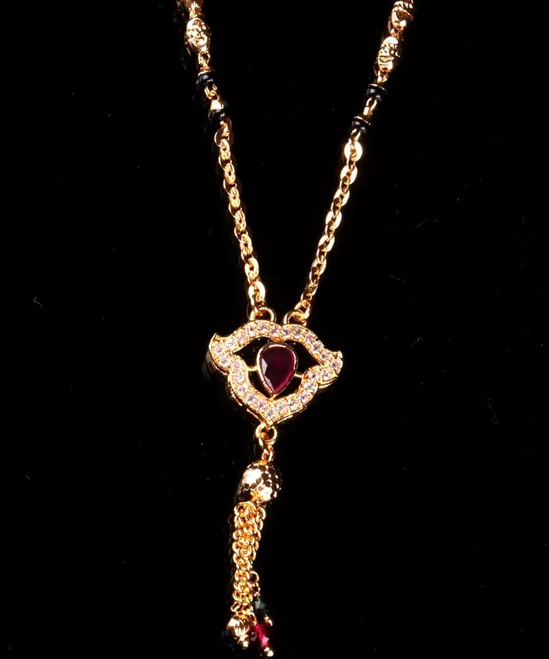 Red mangalsutra