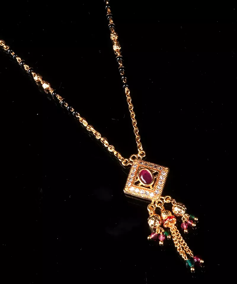 Red mangalsutra