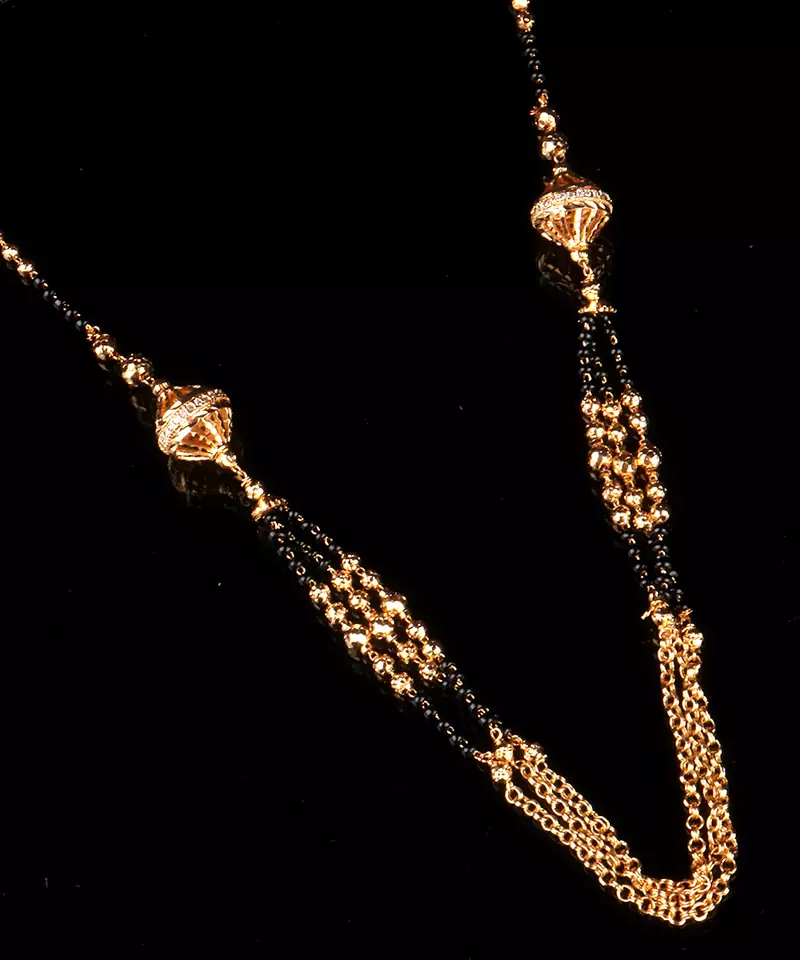Gold mangalsutra