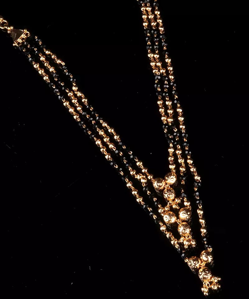 Gold mangalsutra