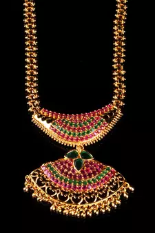 Multicolor necklaces