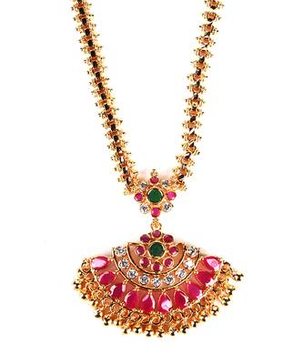 Red necklaces 5