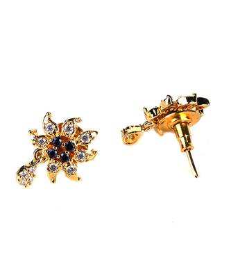 Gold earrings 3