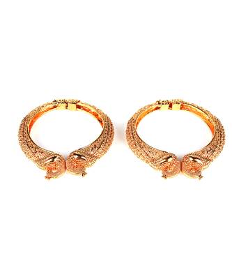 Gold bangles-and-bracelets 4
