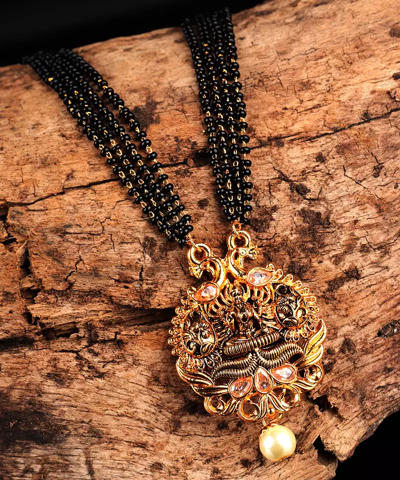 Gold mangalsutra