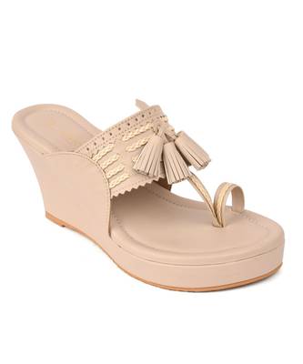 Tassel Kolhapuri wedges 4