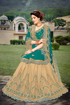 Trendmalls Green  Silk Heavy Embroidery Work Party Wear Saree With Blouse 5