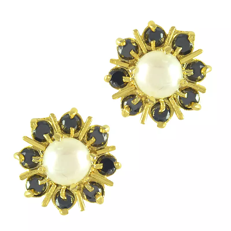 Multicolor Pearl studs