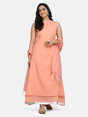 Coral Embroidered Kurta And Dupatta 1