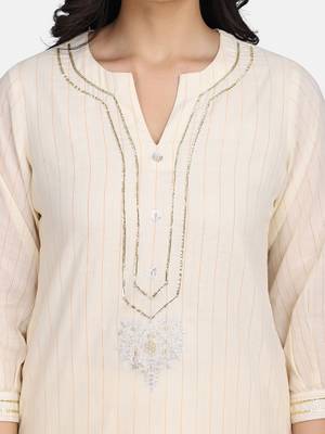 Off White Embroidered Kurta With Palazzo And Dupatta 4