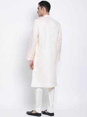 Men Beige & Off White Solid Cotton Straight Kurta with Pyjama 4