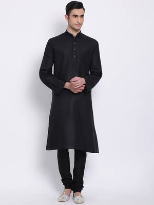 Men Black Solid Cotton Straight Kurta with Pyjama 1
