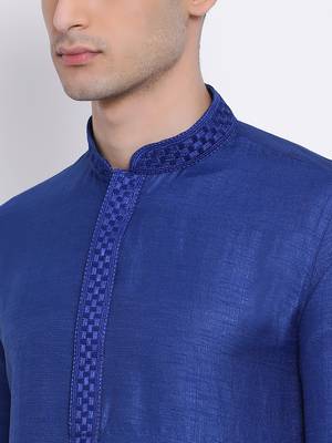 Men Ink Blue & Off White Solid Straight Kurta with Pyjama 5
