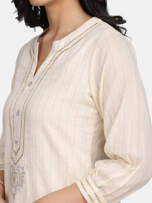Off White Embroidered Kurta With Palazzo And Dupatta 8