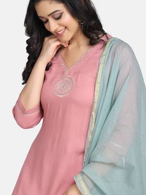 Pink Embroidered Kurta With Pant And Dupatta 10