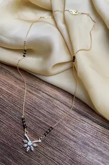 Gold mangalsutra
