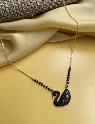 Gold mangalsutra 3