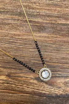 Gold mangalsutra