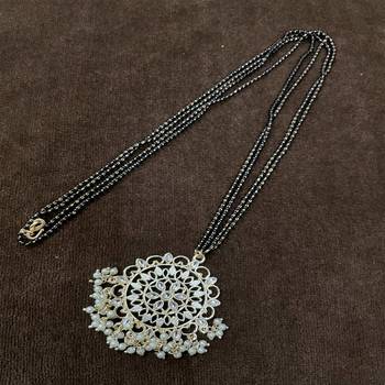 White mangalsutra 1