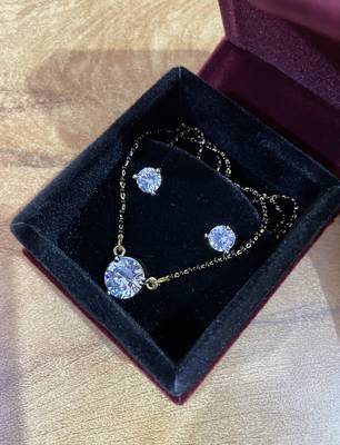 Gold mangalsutra 1