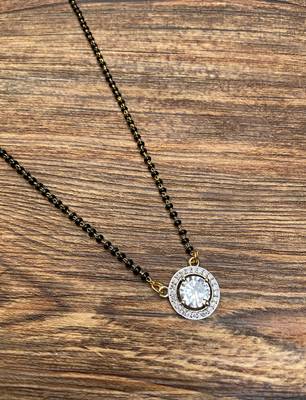 Gold mangalsutra 1