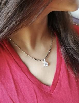 Gold mangalsutra 1