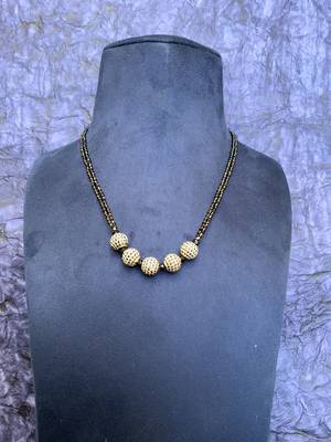 Yellow mangalsutra 3