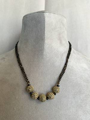 Yellow mangalsutra 1