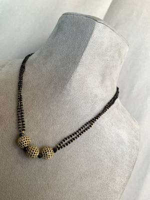 Yellow mangalsutra 3